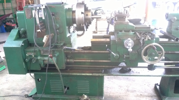 แท่นกลึง 6 ฟุต รุ่นหนัก คอลึก 3 เพลา เกียร์กระตุก 90,000 ด่วน
