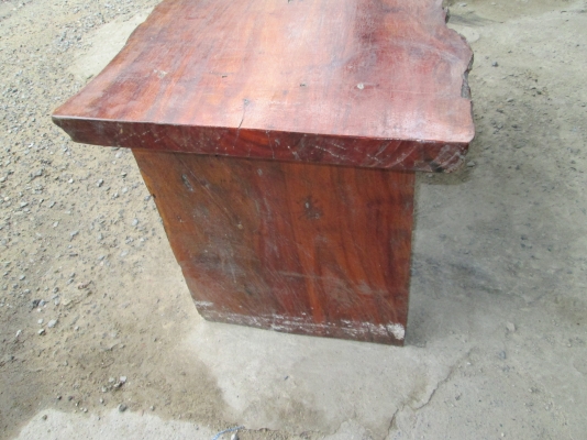 ครับน้องรั่วของชาติ**หลินรัชดาจัดให้ครับ**ไม้มะค่า  หนาหนัก  แข็งแรง  แผ่นเดียว   พร้อมโชว์  พร้อมใช้