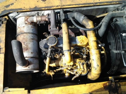 ขายรถแบคโฮว์