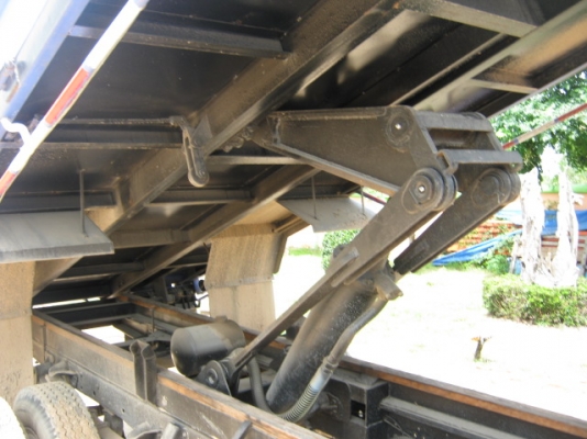 อีซูซุNPR-59L ดั้มจดทะเบียน ปี 39โทร คุณเฉลิม 0836272571 กำแพงเพช