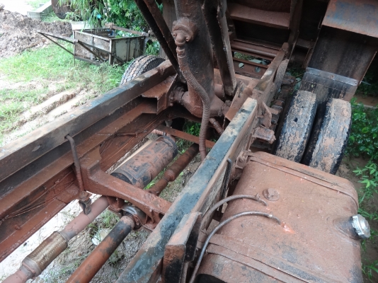 ขาย  หกล้อดัมพ์  HINO  KM  พร้อมใช้งาน