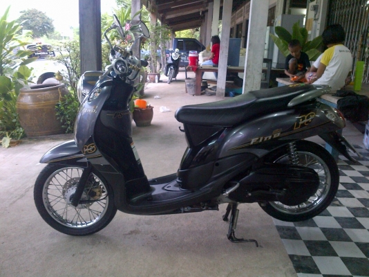 คันนี้โอนให้ฟรีคับ ด่วน!ยามาฮ่าฟีโน่ เกย์น้ำมันแยก สวยกริ๊บ ปี55 รถเครื่องเดิมแน่นๆ พร้อมใช้ ทะเบียน+เอกสารโอน ภาษีไม่หมด 088-2197709