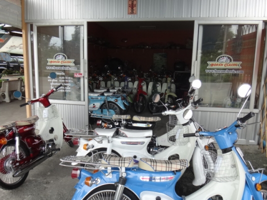 โกดังอยู่กทมบางแคc70เครื่องดรีมมาใหม่สวยๆอีก3คันครับ#ร้านโบราณคลาสสิค# โกดังอยู่กทมบางแคc70เครื่องดรีมมาใหม่สวยๆอีก3คันครับ#ร้านโบราณคลาสสิค#