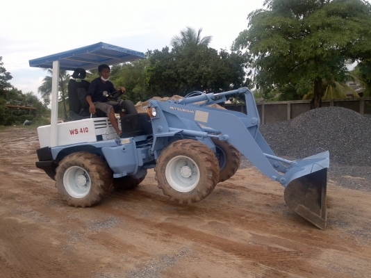 ขายถูกๆครับรถตักครึ่งคิว มิซูบิชิ WS410  ร้านวัสดุฯ อ.พาน จ.เชียงราย  มารับรถแล้วขอบคุณครับในความไว้วางใจ