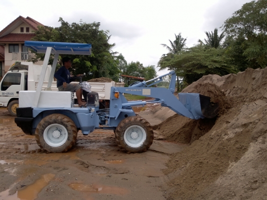 ขายถูกๆครับรถตักครึ่งคิว มิซูบิชิ WS410  ร้านวัสดุฯ อ.พาน จ.เชียงราย  มารับรถแล้วขอบคุณครับในความไว้วางใจ