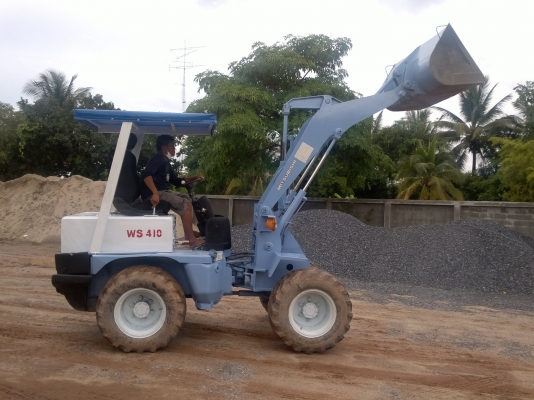 ขายถูกๆครับรถตักครึ่งคิว มิซูบิชิ WS410  ร้านวัสดุฯ อ.พาน จ.เชียงราย  มารับรถแล้วขอบคุณครับในความไว้วางใจ