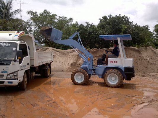 ขายถูกๆครับรถตักครึ่งคิว มิซูบิชิ WS410  ร้านวัสดุฯ อ.พาน จ.เชียงราย  มารับรถแล้วขอบคุณครับในความไว้วางใจ