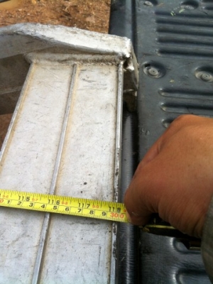 ขายคาน อลูมีเนียม สำหรับขึันรถแบ็คโฮ