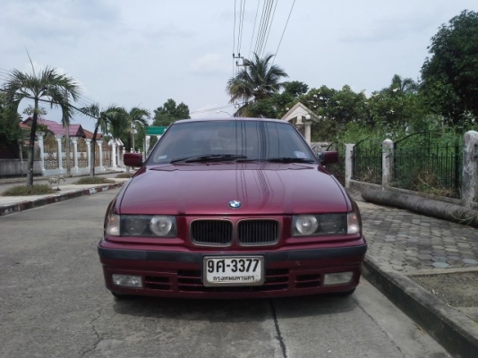 bmw 318i 1996 สีแดง เครื่องเจ 2500 เบนซิน ออกค่าโอนให้