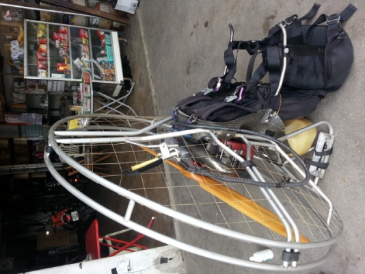 ขายเครื่องพารามอเตอร์(ร่มบิน)ยี่ห้อraket 120ccราคา38000ิิิฺ b ขายเครื่องพารามอเตอร์(ร่มบิน)ยี่ห้อraket 120ccราคา38000ิิิฺ b