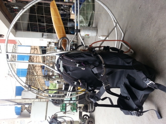 ขายเครื่องพารามอเตอร์(ร่มบิน)ยี่ห้อraket 120ccราคา38000ิิิฺ b ขายเครื่องพารามอเตอร์(ร่มบิน)ยี่ห้อraket 120ccราคา38000ิิิฺ b