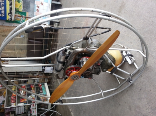 ขายเครื่องพารามอเตอร์(ร่มบิน)ยี่ห้อraket 120ccราคา38000ิิิฺ b