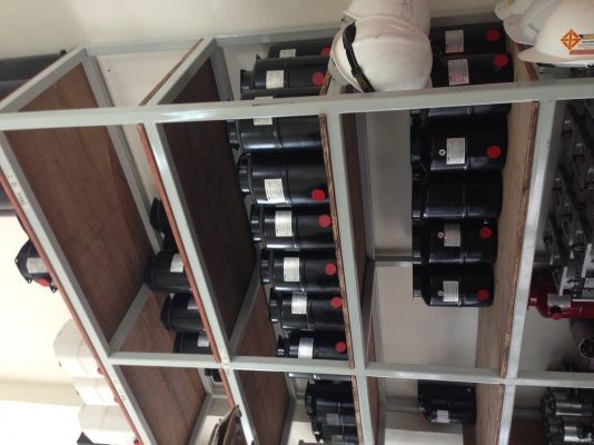 มอเตอร์ 12 v. สำหรับกะบะยกดั้มพ์5ตัน มอเตอร์ 12 v. สำหรับกะบะยกดั้มพ์5ตัน