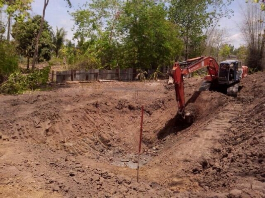 ลดราคา ต้องการขายด่วน แบคโฮ HITACHI EX200-3 รถสวย พร้อมใช้งาน รถบ้านยังทำงานอยู่