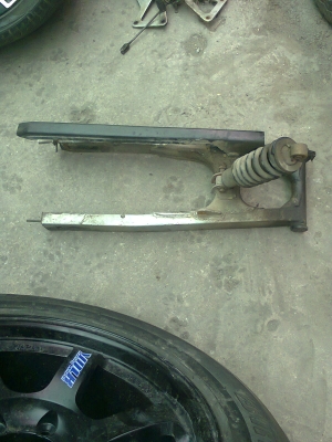 อาร์มหลังพร้อมโช้ค 750 บาท