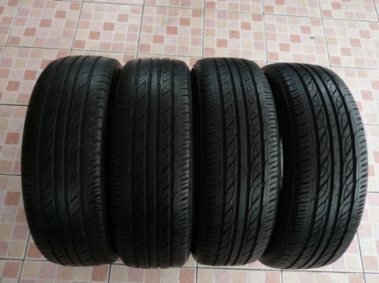 ยาง FIRESTONE 185-60-15 ปี5211 (1ชุด) สภาพสวยๆ ดอกเพียบ ยางสด ขาย 3,200.- ดูของถนนสรงประภา ดอนเมือง โทร.087-717-7631