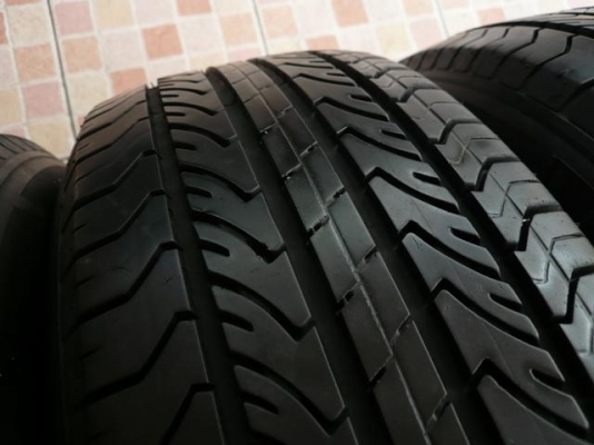 ขายยาง MICHELIN ENERGY----195-65-15---- ดอกแน่นๆ (1ชุด)