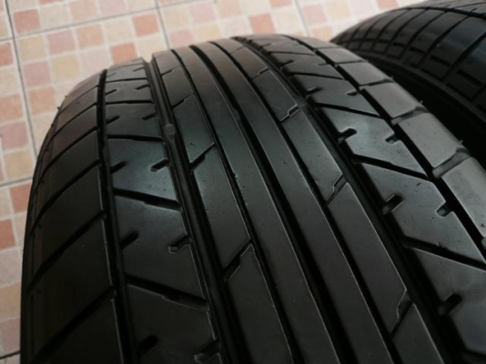 ขายยาง YOKOHAMA----215-60-17----ปี12 สวยๆ (1ชุด)