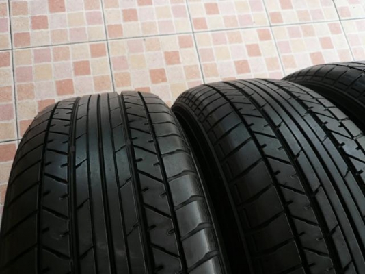 ขายยาง YOKOHAMA----215-60-17----ปี12 สวยๆ (1ชุด)