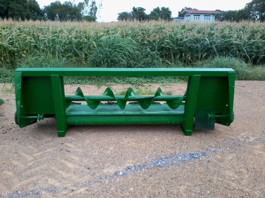 หัวเกี่ยวข้าวโพด หัวเกี่ยวข้าวโพด