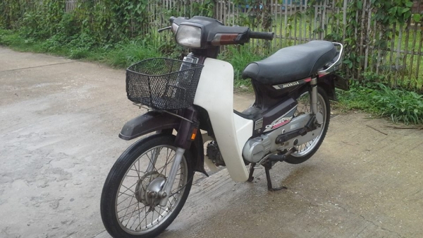 ดรีมคุรุสภาทะเบียนโอนภาษีขาดปีกว่าเดิมๆขายถูกๆ11000บาท