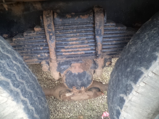 ขายISUZU Rocky 175 แรง 2 เพลา สโลว์ ล็อกเล็ก เพลาใหญ่ 200 เกียร์เดิม เบรคน้ำมัน ลมดัน คัสซีเดิมทะเบียนปราจีน