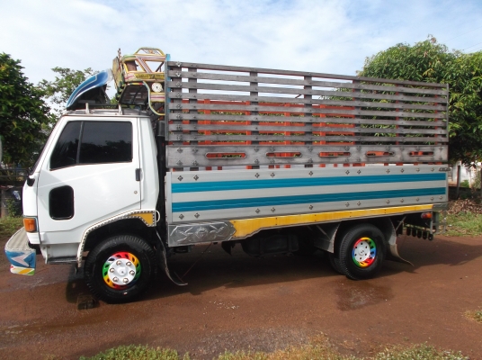 ขาย!! 6 ล้อ HINO เฟืองท้าย F คานหน้า FC ขาย!! 6 ล้อ HINO เฟืองท้าย F คานหน้า FC