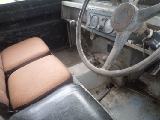 ขาย land 4x4 เครื่องเดิม เกียร์เดิม มีทะเบียนพร้อมโอน