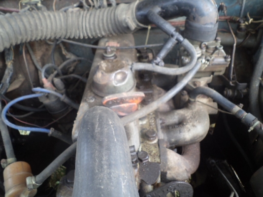 ขาย land 4x4 เครื่องเดิม เกียร์เดิม มีทะเบียนพร้อมโอน