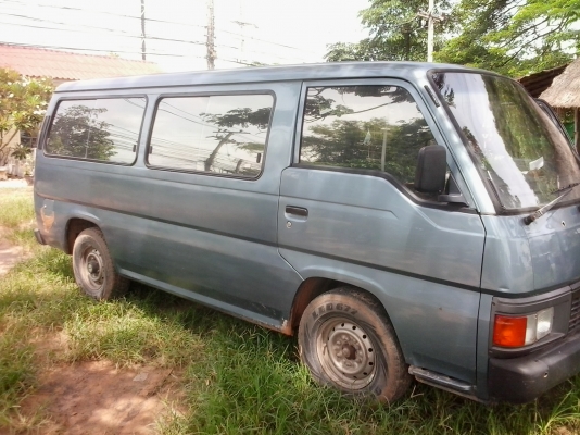 ขายรถตู้ NISSAN ปี 35 รถบ้าน เดิมๆ ทั้งคัน สภาพสวย พร้อมโอน
