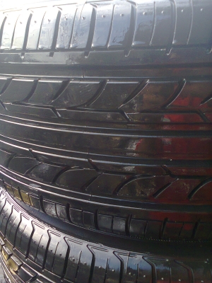 ขายยาง 215 50 17 YOKOHAMA ปี13ชุดละ12000 ขายยาง 215 50 17 YOKOHAMA ปี13ชุดละ12000