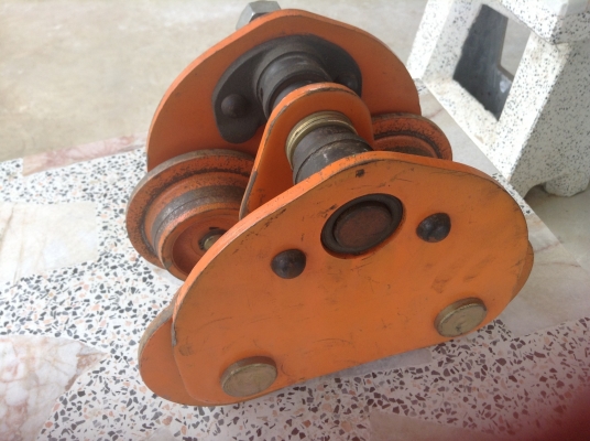 ขายรอกค้างคาว สำหรับวิ้งบนเหล็ก ยี่ห้อ Vital ขนาด 1 ตัน ขายรอกค้างคาว สำหรับวิ้งบนเหล็ก ยี่ห้อ Vital ขนาด 1 ตัน