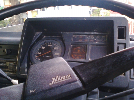 HINO FB ปี 38 เครื่อง WO4D120 พวงมาลัยเพาร์เวอร์ Fหน้าหลัง HINO FB ปี 38 เครื่อง WO4D120 พวงมาลัยเพาร์เวอร์ Fหน้าหลัง