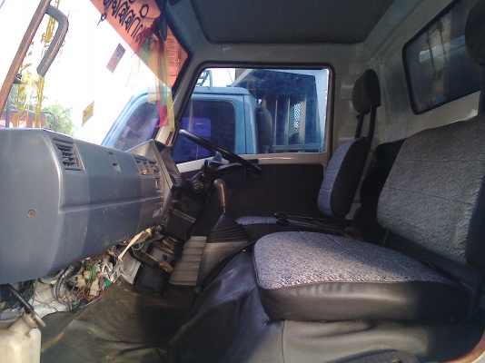 HINO FB ปี 38 เครื่อง WO4D120 พวงมาลัยเพาร์เวอร์ Fหน้าหลัง HINO FB ปี 38 เครื่อง WO4D120 พวงมาลัยเพาร์เวอร์ Fหน้าหลัง