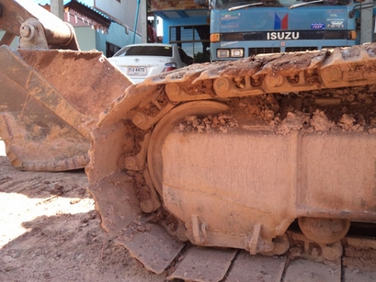 ขายรถขุดEX200-2  ขายตามสภาพ พร้อมเอกสาร