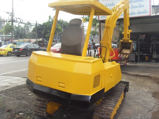 รถแบ๊คโฮ KOMATSU PC 20 รถแบ๊คโฮ KOMATSU PC 20