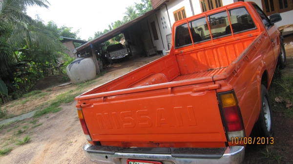 ขายนิสสันบิ๊กเอ็มฝาแดง ปี36 เปิดที่125000บาทราคาต่อลองได้นิดน่อยครับ รถเดิมๆทั้งคันครับสีเดิมบางๆมากไม่มีผุครัชชีสวยๆไม่มีตำหนิ รถคนแก่ใช้งานครับภาษี+ทะเบียน+พร้อมชุดโอนครับ อยากให้มาลองขับดูก่อนเห็นสภาพจริงแล้วจะชอบเลยครับคันนี้ซื้อไปไม่ต้องทำไรเพิ่มพร้อ