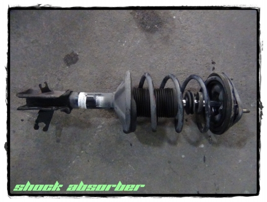 ขายโช๊คอัพ KYB พร้อมสปริงใส่ CK หรือ E-Car ก็ได้ ทั้งชุดราคา 3,500 บาท