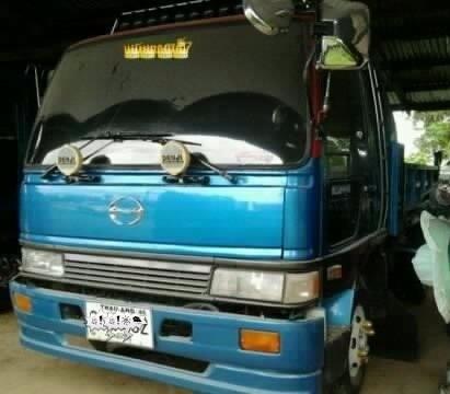 HINO FD 195 HP HO7D หกล้อดั๊มพ์ สมอเงินสวยจัด กระบะดั๊มพ์เหล็ก 6 ตันความยาว 3.60 เมตร เครื่องแห้งแรงดี ภายในเก๋งคอนโซลสวยเต็ม แอร์เย็น พ.เพาเวอร์ ก.ไฟฟ้า ระบบเบรคทริ๊ปฟี้ครบครัน ช่วงล่างใหญ่ดีคัชซีสวยมาก ยาง 8.25 ขอบ 16 สภาพดี 80\% พร้อมบรรทุกพร้อมใช้งาน เ
