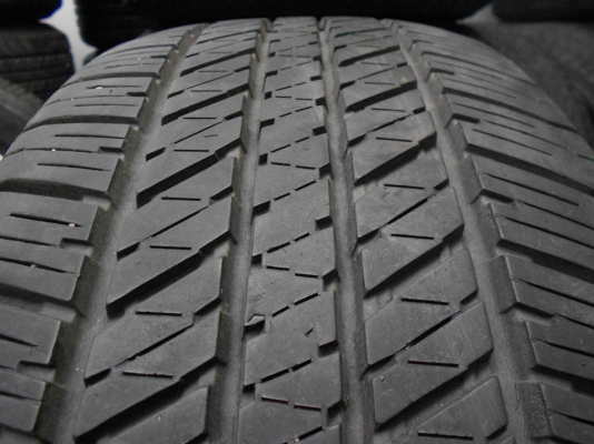 ขายยาง bridestone Dueler 265/65/17 ปี 12 ดอกสวย 1 ชุด/ใส่-ถ่วงฟรีค่ะ