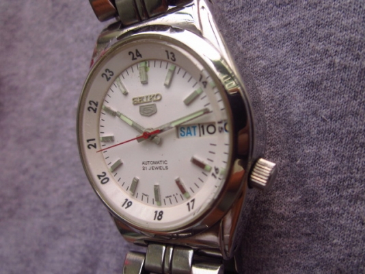 +++++ SEIKO 7s26 หลังเปลือยสายเดิมสภาพสวย 2 +++++