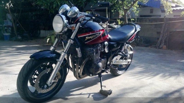 Suzuki Innasuma 400cc