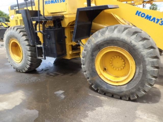 ขายด่วน รถตัก Komatsu WA 300 - 3 พร้อมใช้งาน ขายด่วน รถตัก Komatsu WA 300 - 3 พร้อมใช้งาน
