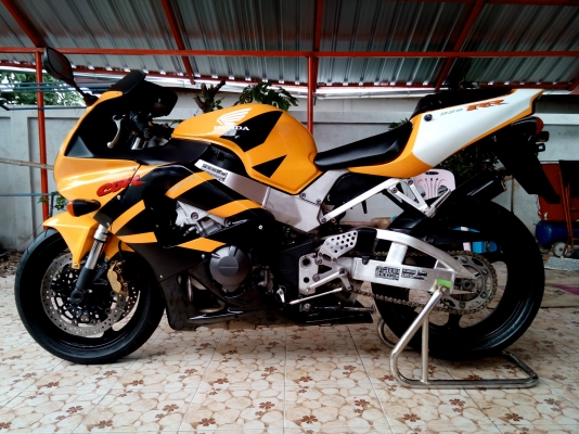 ขายCBR929อินวอยสรรพสามิตแท้ปี2001 เครื่องดี ราคาถูกๆ
