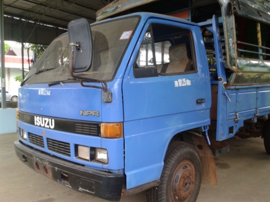 หกล้อ ISUZ115 NPR สภาพเดิมรถห้างแท้ หกล้อ ISUZ115 NPR สภาพเดิมรถห้างแท้
