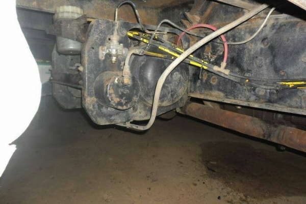 HINO KT 925 - 185 HP HO7C รถหางปลาสิบล้อเพลาเดียว ท้ายลาดมีหางไฮดรอลิกส์ขึ้นรถเกี่ยวข้าวครบพร้อมใช้งาน หัวเก๋งแล็ปลายอย่างสวยลงเล่มครบอุปกรณ์คอนโซลภายในสวยครบ พวงมาลัยเพาเวอร์ ระบบเบรคทริ๊ปฟี้ ช่วงล่างคัชซีสวยไม่มีแตกไม่มีบวม ยางสภาพดี 10 เส้นประมาณ 70\% พ HINO KT 925 - 185 HP HO7C รถหางปลาสิบล้อเพลาเดียว ท้ายลาดมีหางไฮดรอลิกส์ขึ้นรถเกี่ยวข้าวครบพร้อมใช้งาน หัวเก๋งแล็ปลายอย่างสวยลงเล่มครบอุปกรณ์คอนโซลภายในสวยครบ พวงมาลัยเพาเวอร์ ระบบเบรคทริ๊ปฟี้ ช่วงล่างคัชซีสวยไม่มีแตกไม่มีบวม ยางสภาพดี 10 เส้นประมาณ 70\% พ