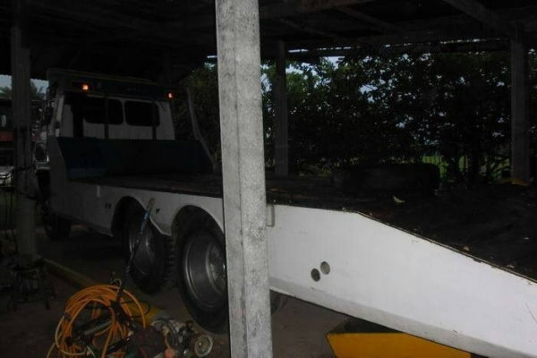 HINO KT 925 - 185 HP HO7C รถหางปลาสิบล้อเพลาเดียว ท้ายลาดมีหางไฮดรอลิกส์ขึ้นรถเกี่ยวข้าวครบพร้อมใช้งาน หัวเก๋งแล็ปลายอย่างสวยลงเล่มครบอุปกรณ์คอนโซลภายในสวยครบ พวงมาลัยเพาเวอร์ ระบบเบรคทริ๊ปฟี้ ช่วงล่างคัชซีสวยไม่มีแตกไม่มีบวม ยางสภาพดี 10 เส้นประมาณ 70\% พ HINO KT 925 - 185 HP HO7C รถหางปลาสิบล้อเพลาเดียว ท้ายลาดมีหางไฮดรอลิกส์ขึ้นรถเกี่ยวข้าวครบพร้อมใช้งาน หัวเก๋งแล็ปลายอย่างสวยลงเล่มครบอุปกรณ์คอนโซลภายในสวยครบ พวงมาลัยเพาเวอร์ ระบบเบรคทริ๊ปฟี้ ช่วงล่างคัชซีสวยไม่มีแตกไม่มีบวม ยางสภาพดี 10 เส้นประมาณ 70\% พ