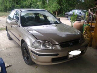 Hoda Civic ปี 95 รุ่นท๊อป แอร์แบ๊คคู่ อ๊อฟชั่นครบตามรุ่น