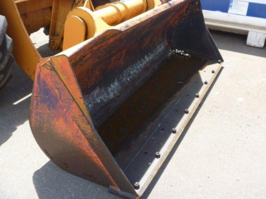 510-16516เก่าจากญี่ปุ่นครับตอนนี้รถจอดที่(CSนวนคร)ครับ 510-16516เก่าจากญี่ปุ่นครับตอนนี้รถจอดที่(CSนวนคร)ครับ