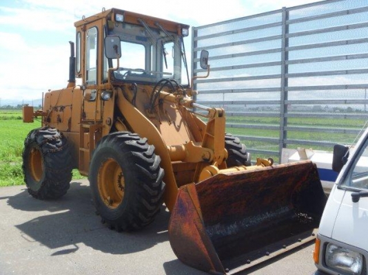 510-16516เก่าจากญี่ปุ่นครับตอนนี้รถจอดที่(CSนวนคร)ครับ